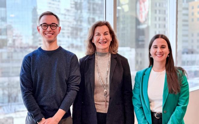 The Office of Research Trainees (ORT) team at UHN, from left to right: Jordan Beck, Research Trainee Coordinator; Dr. Linda Penn, ORT Director; and Dr. Amanda Veri, ORT Manager.