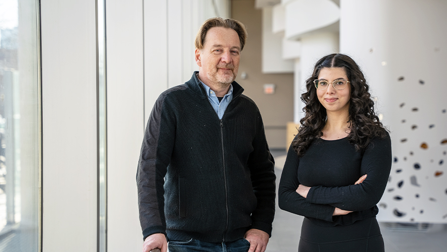 (L-R) Dr. Philippe Monnier, Senior Scientist at the Donald K. Johnson Eye Institute, and Michelle Syonov, PhD student in Dr. Monnier's lab and first author of this study.  